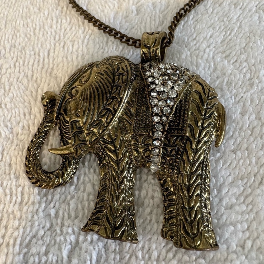 Vintage Brass Elephant Diamond Like Rhinestones Statement Necklace - Picture 1 of 6